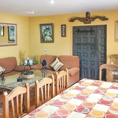Дом отдыха 4 Bedroom In *