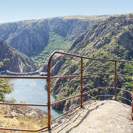 Nyaraló In